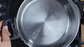 Krémová polenta se zeleným chřestem