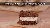Strouhaný koláč s banánovou náplní
