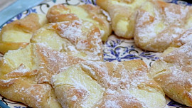 Babiččiny tvarohové šátečky s tvarohem