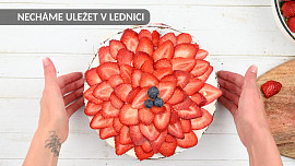 Jednoduchý jahodový dort