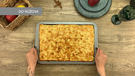 Šťavnatý fofr koláč (buchta) plný jablek