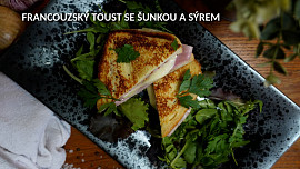 Francouzský toust se šunkou a sýrem