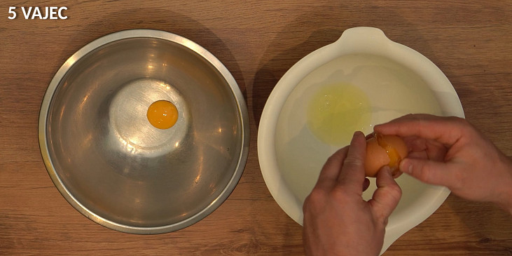 Řezy s vaječným likérem