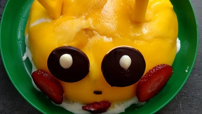 Ovocný dort Pikachu