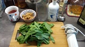 Pesto z medvědího česneku a vlašských ořechů, Jdu na to - příprava.