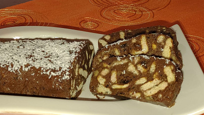 Nepečený turecký "dort"