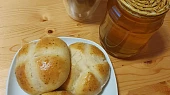 Peříčkové houstičky - kaiserky