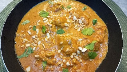 Murgh korma – indická kuřecí korma s ořechy