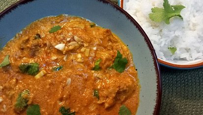 Murgh korma – indická kuřecí korma s ořechy