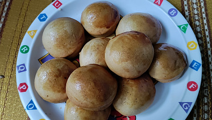 Perníčky (velikonoční) plněné povidly (hned měkké)