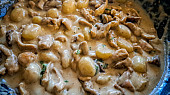 Gnocchi s masem a smetanovo-houbovou omáčkou