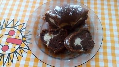 Kakaová bábovka s tvarohem, Už je skoro sež..spapaná.;-)