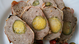Mleté koule s růžičkovou kapustou z horkovzdušné fritézy