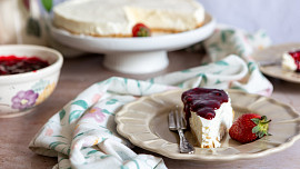 Nepečený cheesecake s ovocem