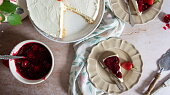 Nepečený cheesecake s ovocem