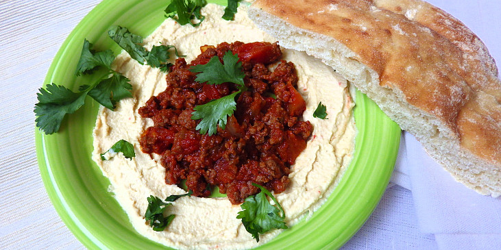 Hummus s mletým masem - izraelská Hamshuka