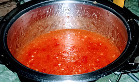 Domácí sladká chilli omáčka