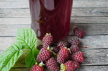 Sirup z malinoostružin.