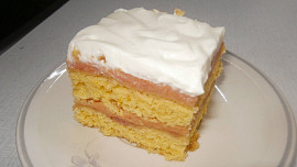 Výborné jahodové řezy