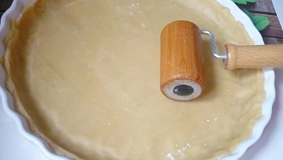 Křehký koláč s tvarohem a meruňkami
