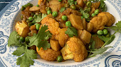 Indický květák s bramborem - Aloo Gobi