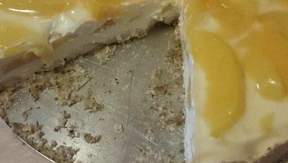 Nepečený piškotový dort s ovocem a zakysanou smetanou, Výborný s želatinou