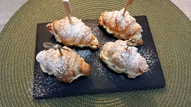 Mini croissanty naslano i sladké