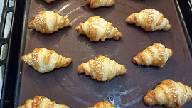 Mini croissanty naslano i sladké