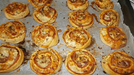 Šneky naslano nejen s cuketou