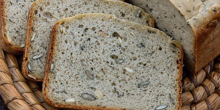 Pšeničný chléb s dýňovým semínkem