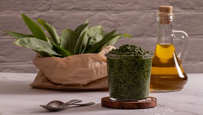 Pesto z medvědího česneku