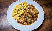 Patizonové plátky na houbách s gnocchi