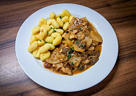 Patizonové plátky na houbách s gnocchi