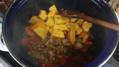Chilli omáčka (cvrndová chilli omáčka)