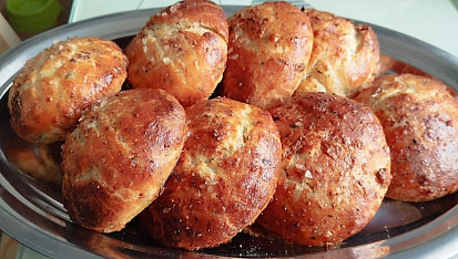 Škvarkové placky (pagáče)