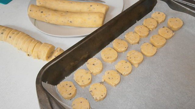 Křehké sušenky s levandulí a tymiánem