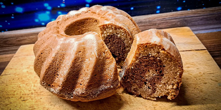 Kefírová bábovka s vůní perníku