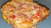 Zapečené tvarůžkové chlebíčky