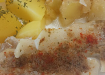 Rybí filé na páře s cuketou a bramborami s moderní technikou