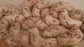 Nekynuté svatomartinské rohlíčky s ořechovou náplní