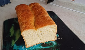 Toastový chléb domácí