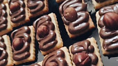 Čokoládové tyčinky s Nutellou a oříšky