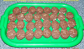 Kakaová kolečka s čokoládovo-koňakovým krémem