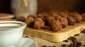 Jednoduché nepečené Tiramisu kuličky/Tiramisu Truffles