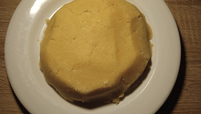 Marcipánové brambory (Marzipan Kartoffeln), hotové vychladlé těsto