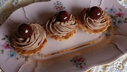Košíčky s čokoládovým krémem z mascarpone (nebo s pařížskou šlehačkou), Košíčky s čokoládovým krémem