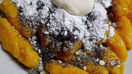 Dýňovo-bramborové šišky s mákem Dýňovo-bramborové šišky s mákem