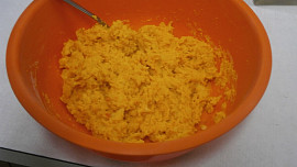 Dýňovo-bramborové šišky s mákem Dýňovo-bramborové šišky s mákem