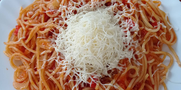 Špagety pomodoro podle KATKY