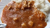 Kuřecí prsa v česnekovo - tomatové omáčce